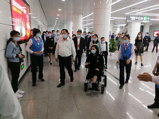 全国首提创建无障碍城市,深圳为全体市民保驾护航1.jpg