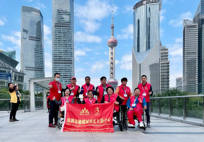 “沿着党的足迹”红色助残万里行第九站--上海圆梦之旅9_副本.jpg