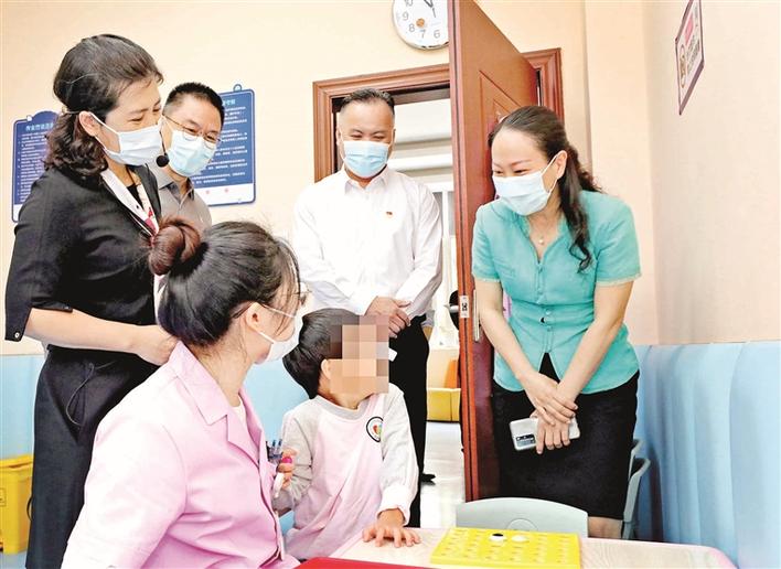 市残联调研宝安残疾人事业发展状况.jpg