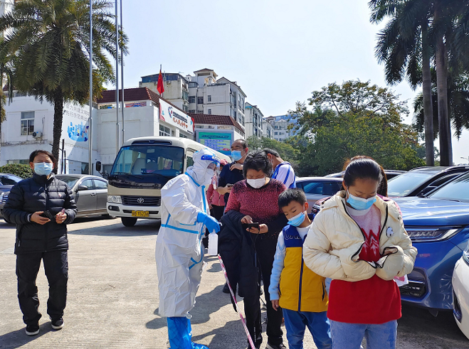 深圳龙岗：战疫一线闪耀文明之光7.png