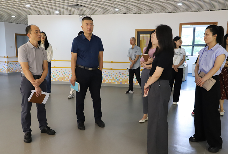 点赞“数智赋能”残疾人就业新探索，深圳市残疾人综合服务中心调研福田区残0副.png
