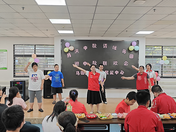 图：手语舞——勇往直前