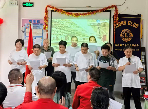 图：合唱《朋友》，以歌声传递情谊