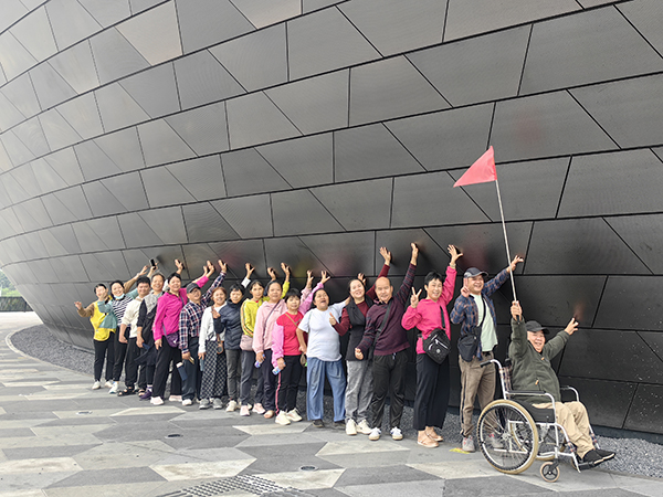 图:深圳科技馆合照 图:深圳科技馆合照