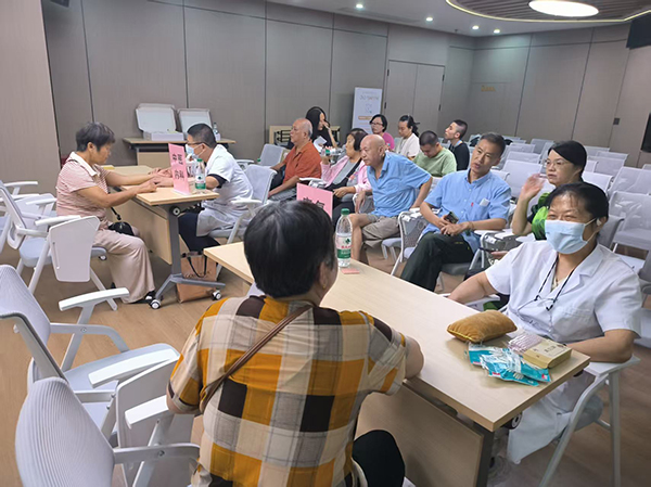 图:活动现场 图:活动现场