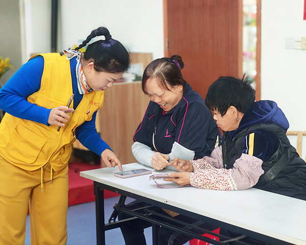 图:乐学会电子操作 图:乐学会电子操作