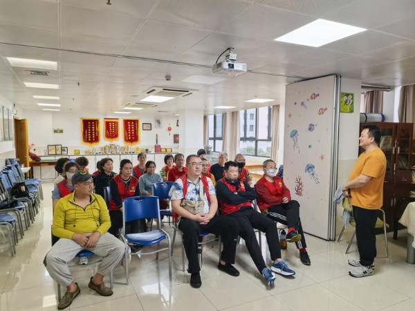 福田区残联启动“同行”志愿服务队首场培训.jpeg