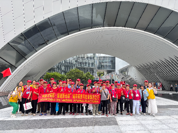 1. 活动大合照.jpg