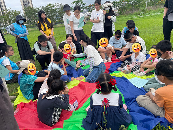 图:五感体验之认识蔬菜 图:五感体验之认识蔬菜
