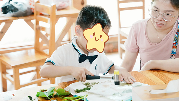 图：亲子拓印