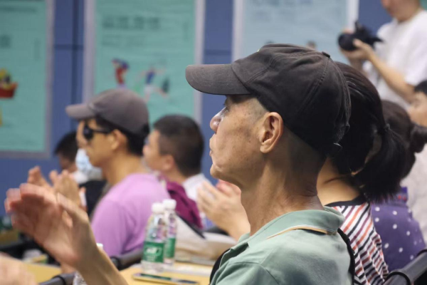 光影有声，心随影动——福田区图书馆《律政俏佳人》无障碍电影活动落幕5.png