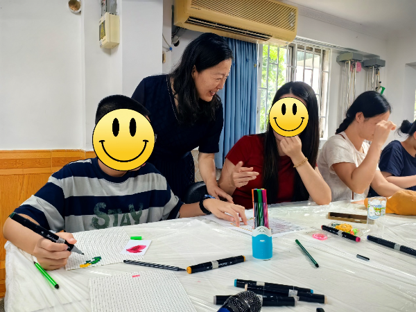 喜迎“六一”，“指尖传美，花开深圳——豆艺亲子行公益活动”圆满举行4.jpeg