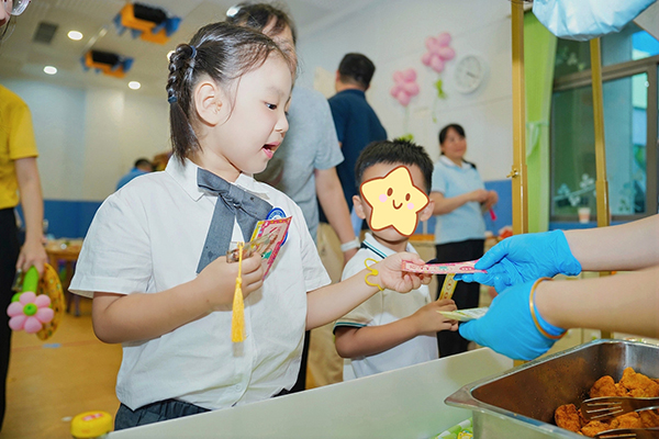 图：购买美食