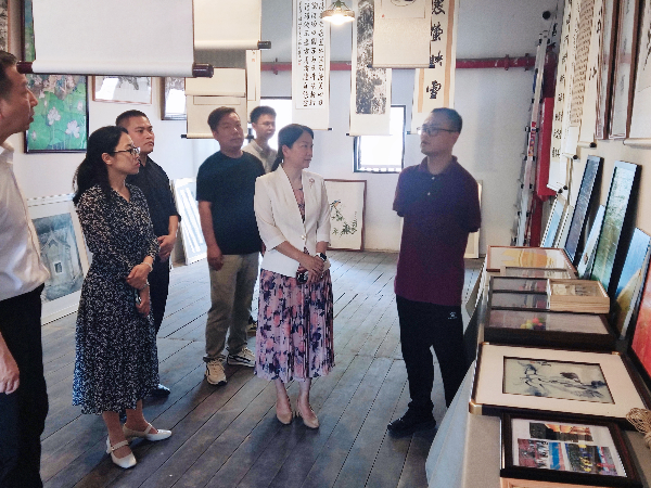 董秀率队前往观澜古墟实地“同心筑梦·艺路生花”——圳艺馆2026首届残健融合公益文化艺术展