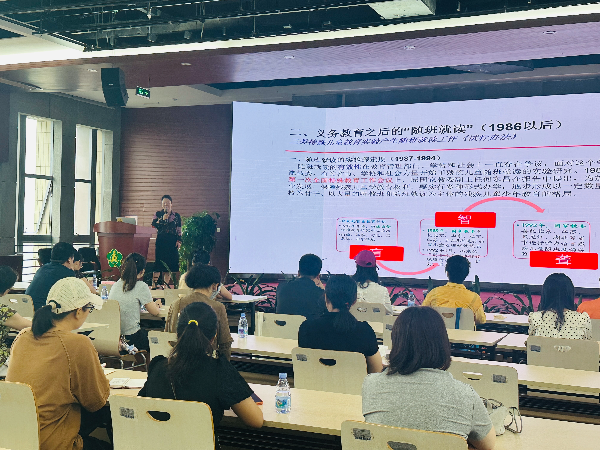 石梦良教授进行政策普及