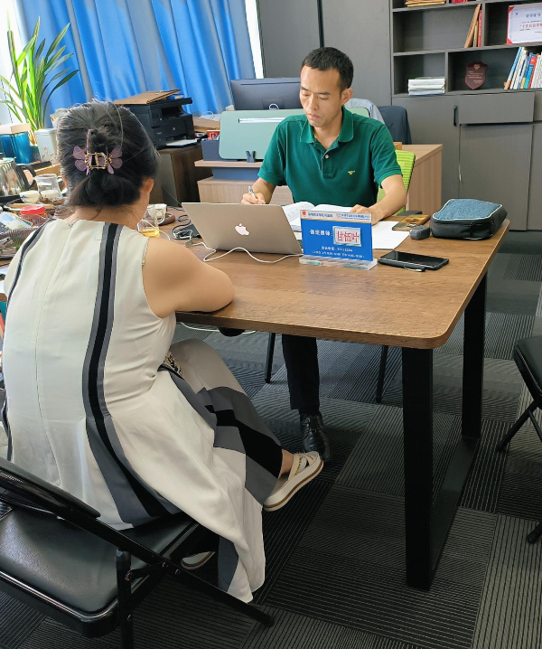 残疾人法律援助工作站服务残疾人及其家属