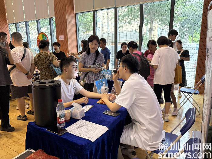 残疾预防日主题活动现场