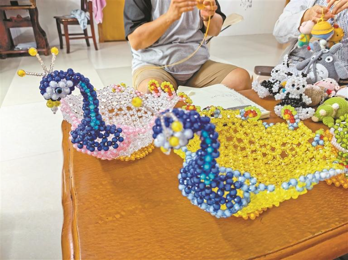 谭燕霞的串珠作品