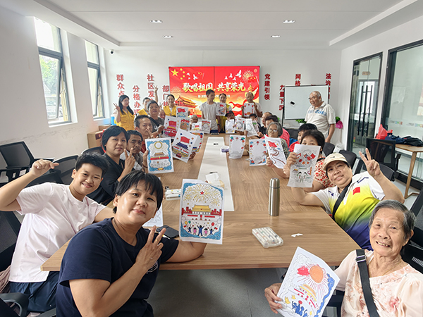 大家开心展示作品