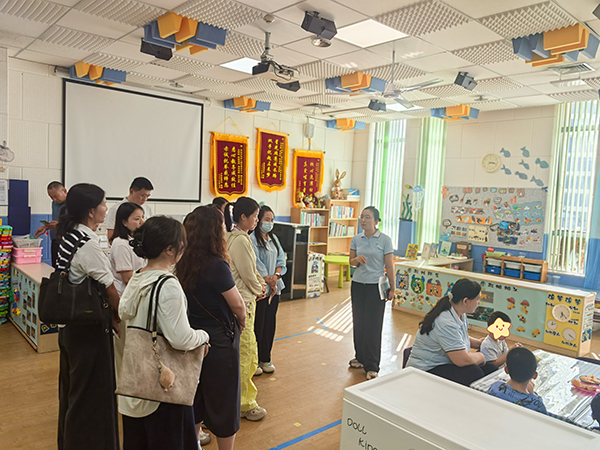 深圳市特殊需要儿童早期干预中心参观学习